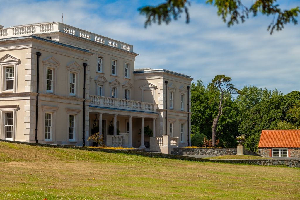 Additional image 2 of 7 bed property for saleFosse Andre, St. Peter Port, Guernsey GY1