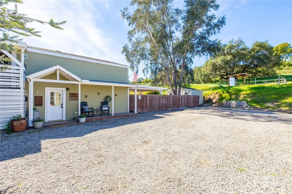 Additional image 2 of 1720 Vista Del Lago Dr, Fallbrook, CA 92028