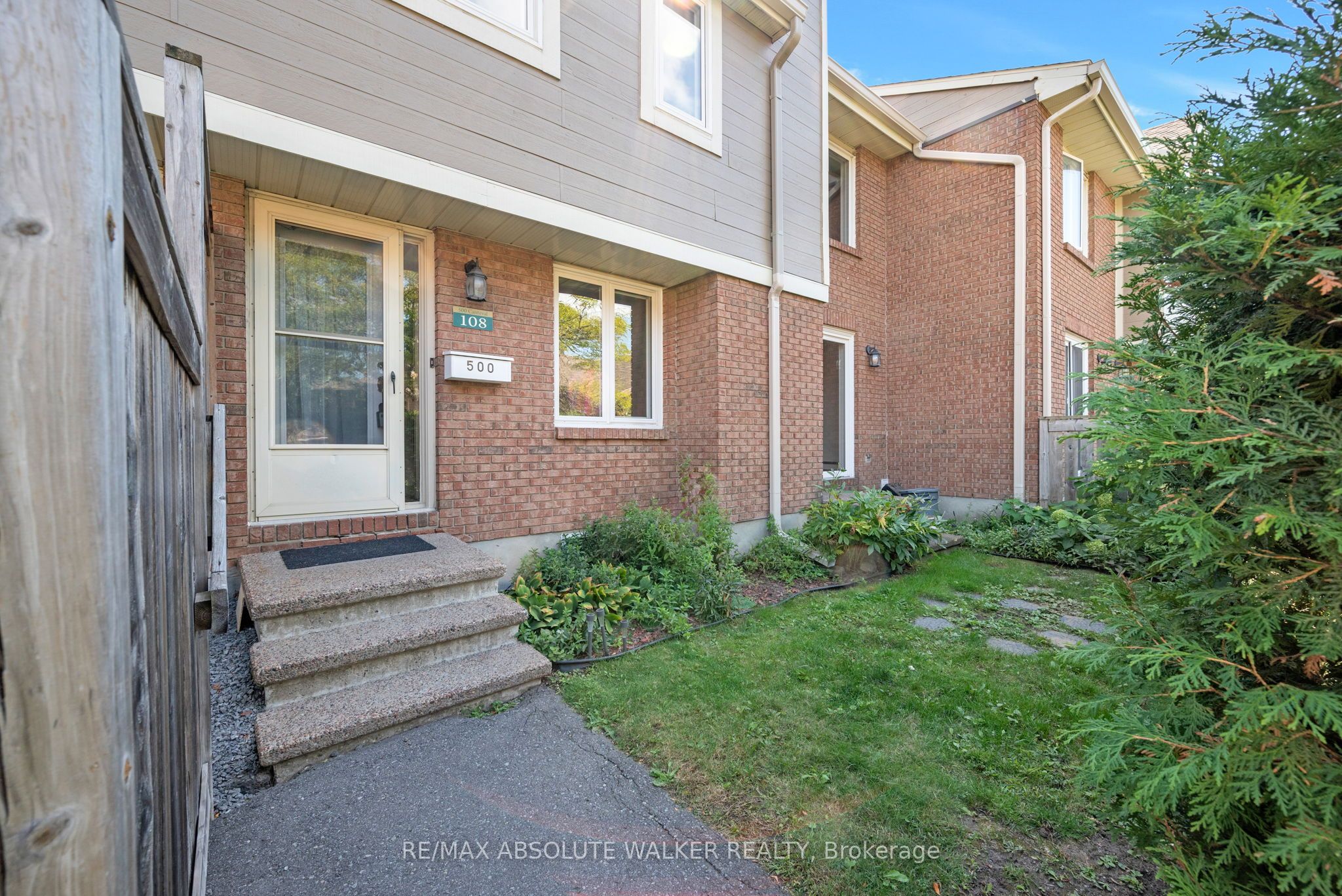 Additional image 2 of 108-500 Canteval Terrace, Ottawa, ON, K4A 2C8