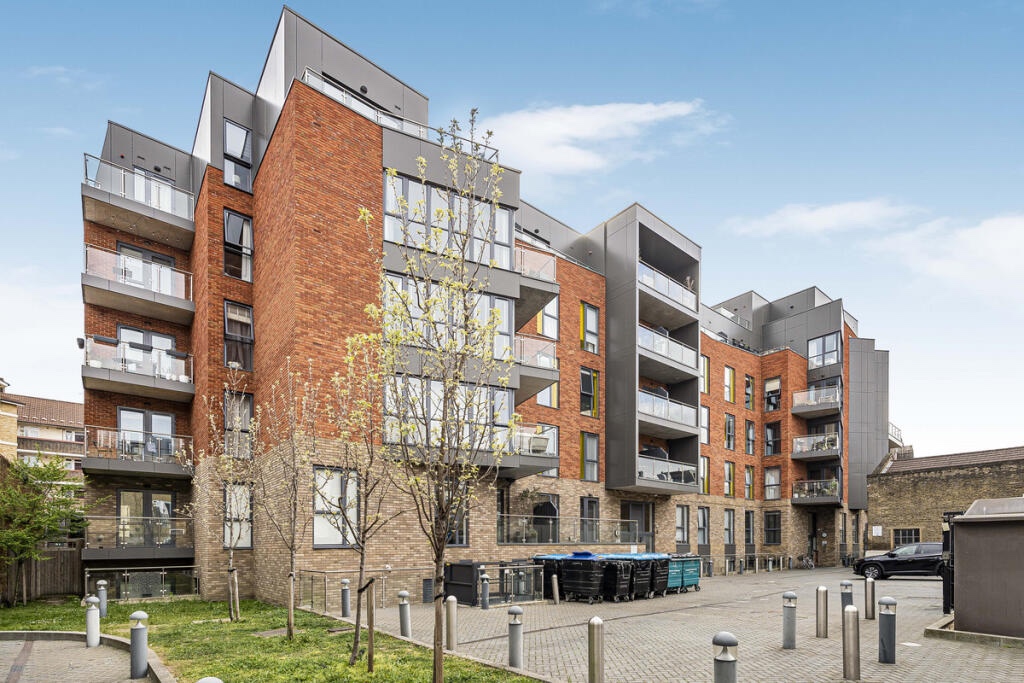 Additional image 18 of 2 Bed Flat, Waleorde Road, SE17, N1 7GU