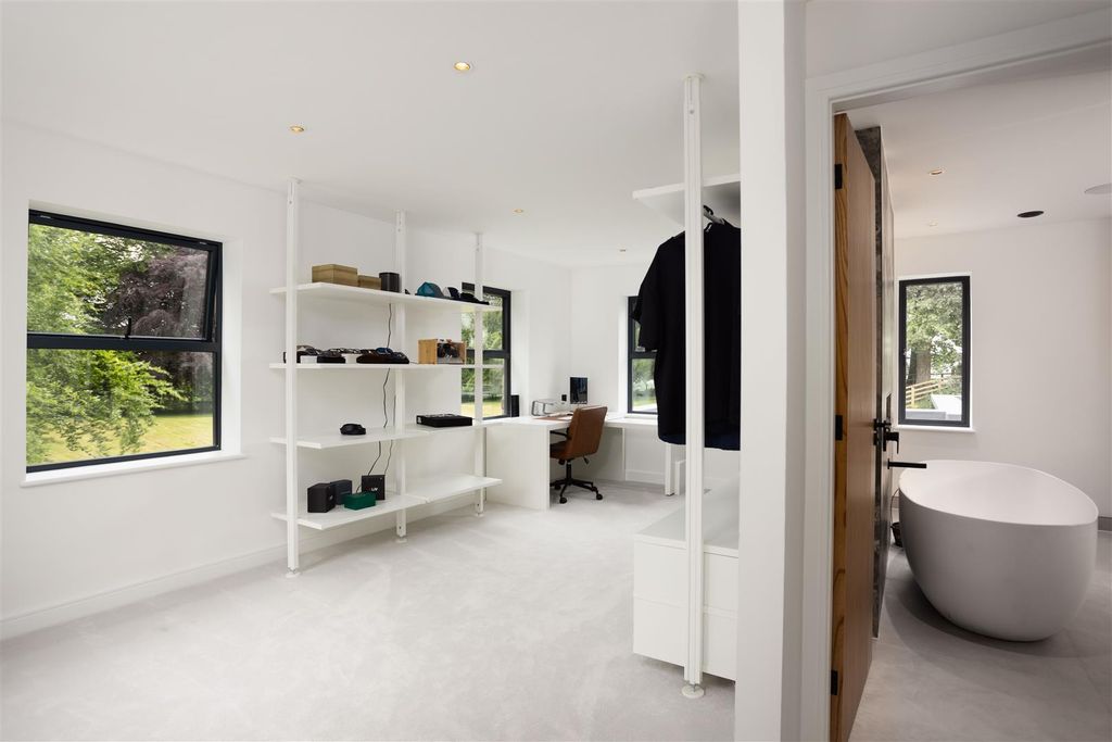 Additional image 23 of 5 bed detached house for saleCrocodile House, Manor Gardens, Thorner, Leeds LS14