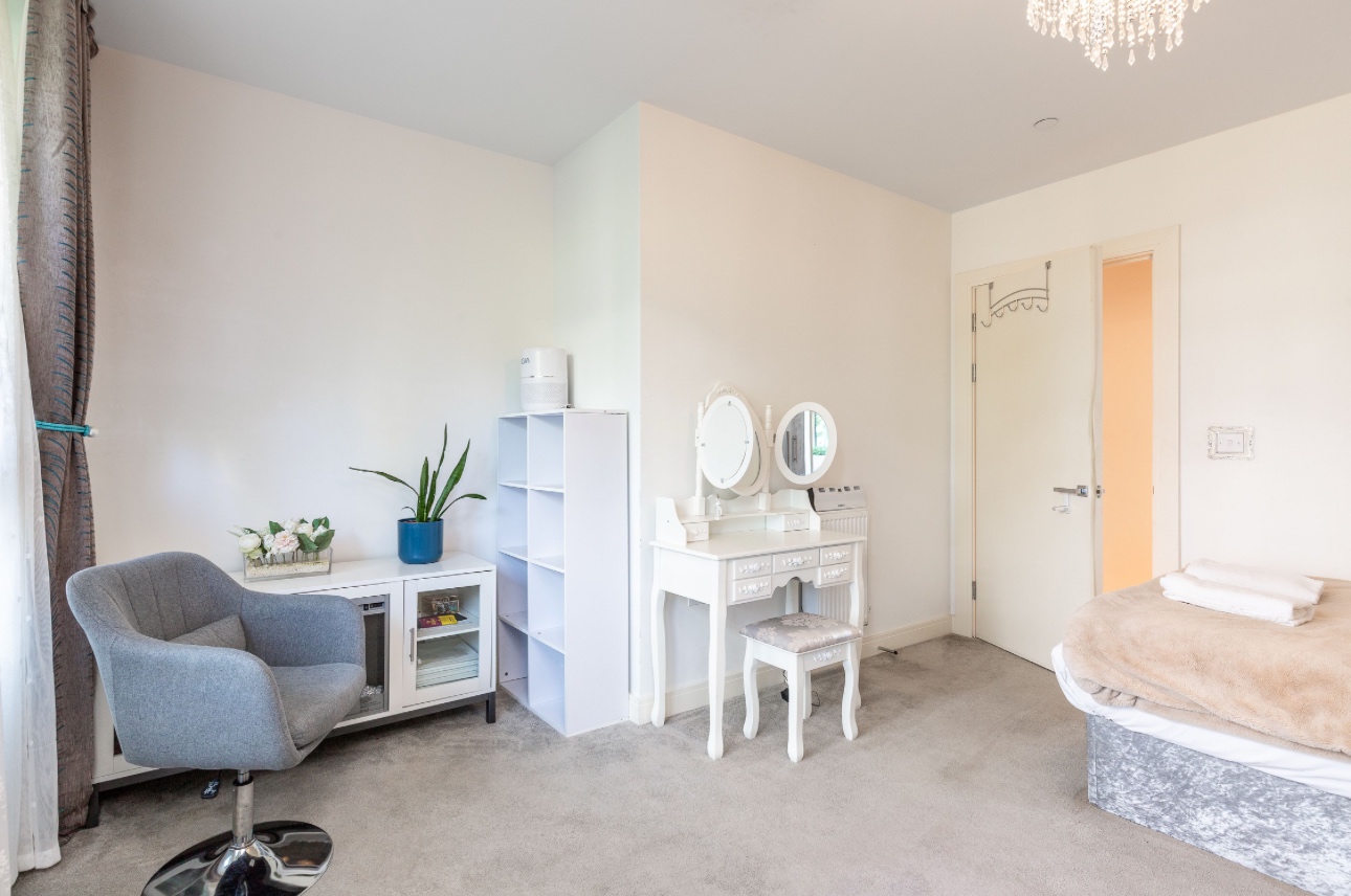 Additional image 13 of 3 Bed Flat, Valetta House, SW11, N1 7GU