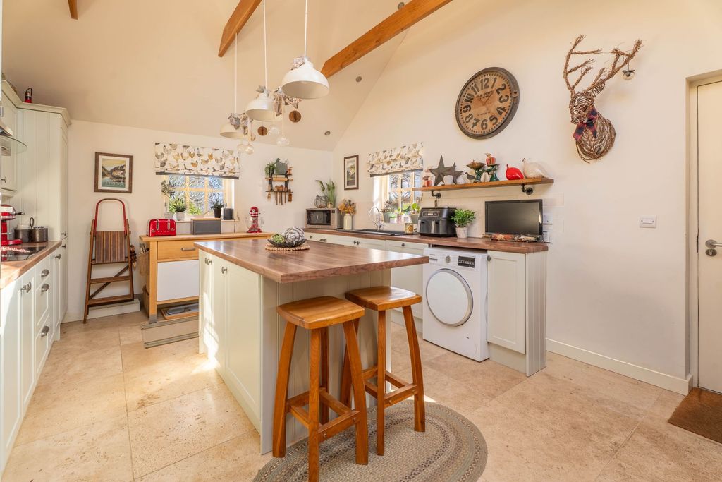 Additional image 17 of 8 bed detached house for saleLlanrhian, Haverfordwest SA62