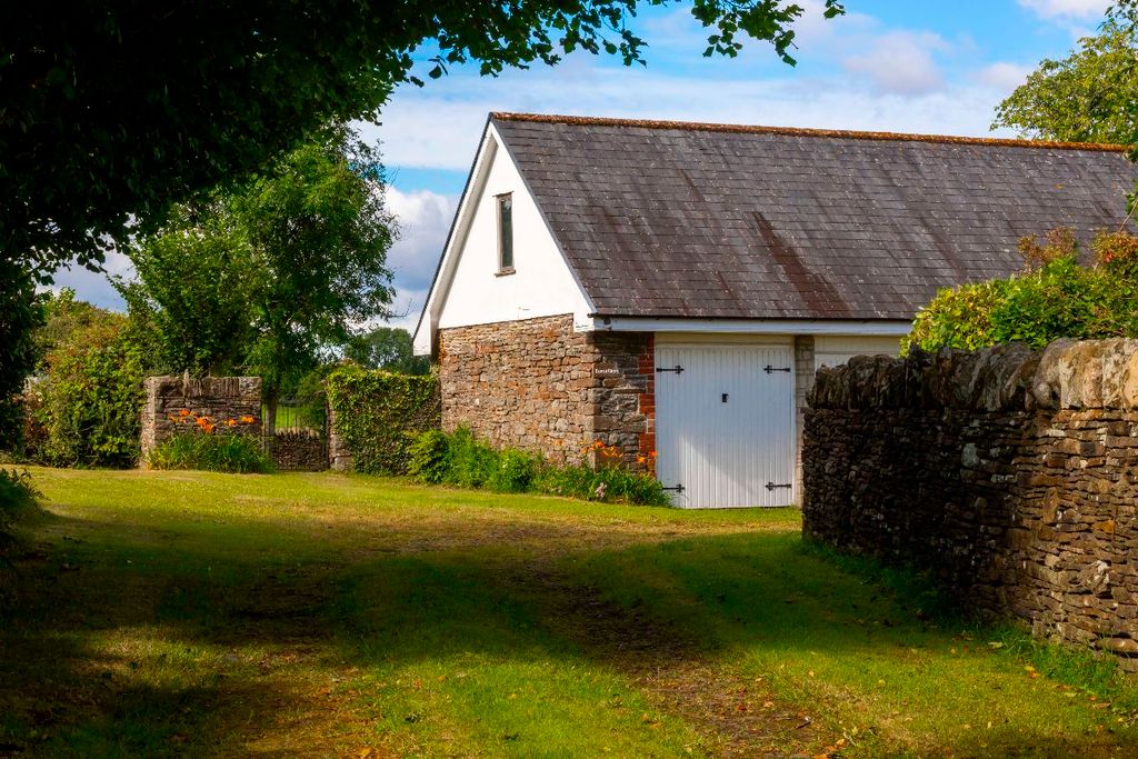Additional image 8 of 4 bed detached house for saleBerth Gron, Tydu Road, Nelson, Treharris CF46