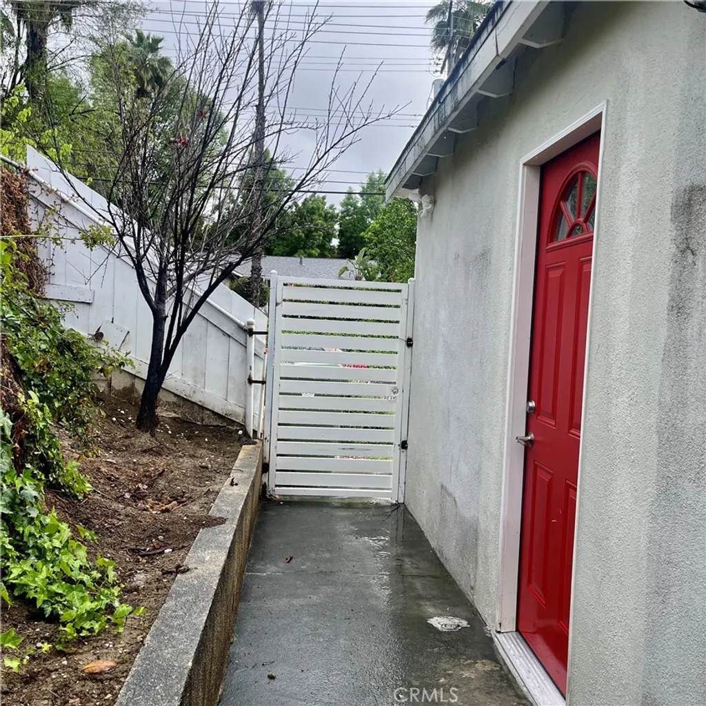 Additional image 2 of 20757 Clark Street, Woodland Hills, CA 91367