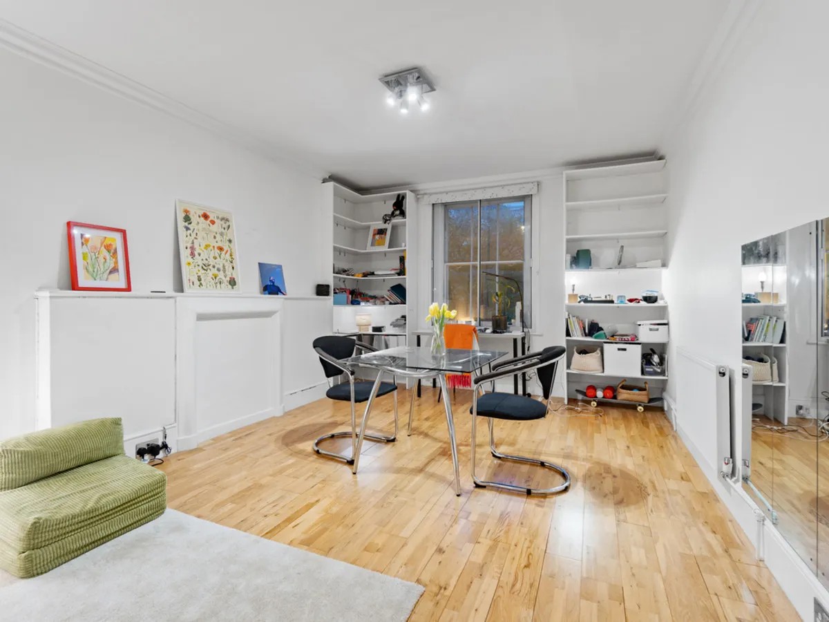 1 Bed Flat, Thurloe Place, SW7, N1 7GU