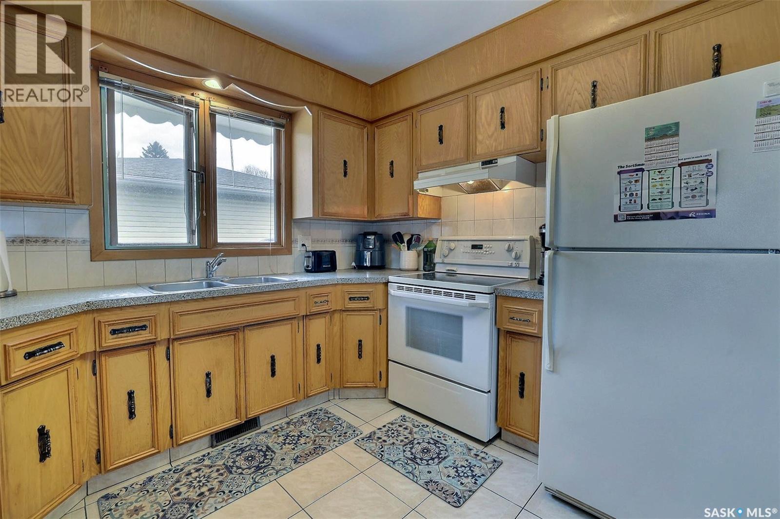 Additional image 6 of 5450 Sherwood Drive, Regina, SK, S4R5M3