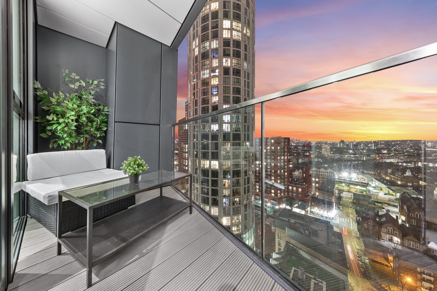 Additional image 8 of 2 Bed Flat, Gladwin Tower, SW8, N1 7GU