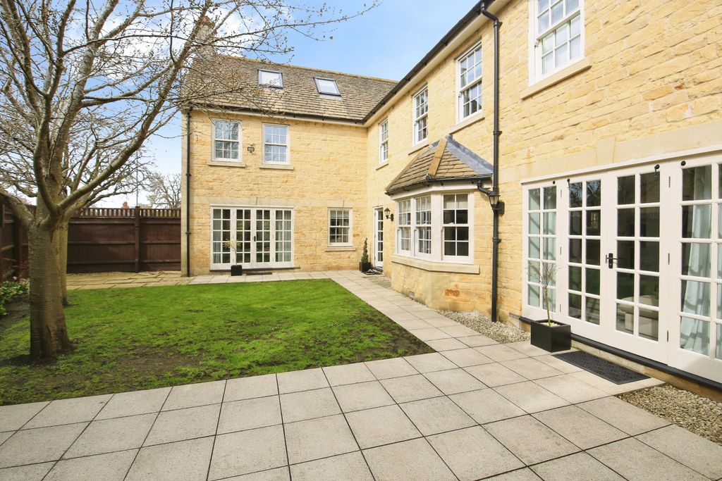 Additional image 38 of 4 bed detached house for saleLongthorpe Green, Peterborough PE3