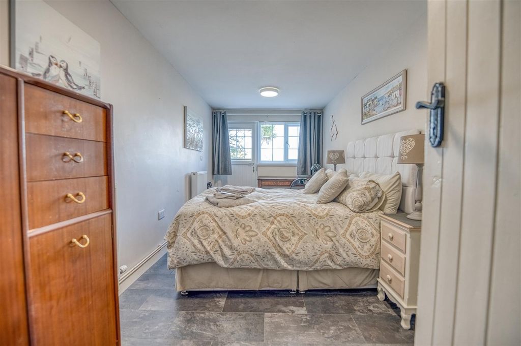 Additional image 28 of 4 bed detached house for saleCosheston, Pembroke Dock SA72