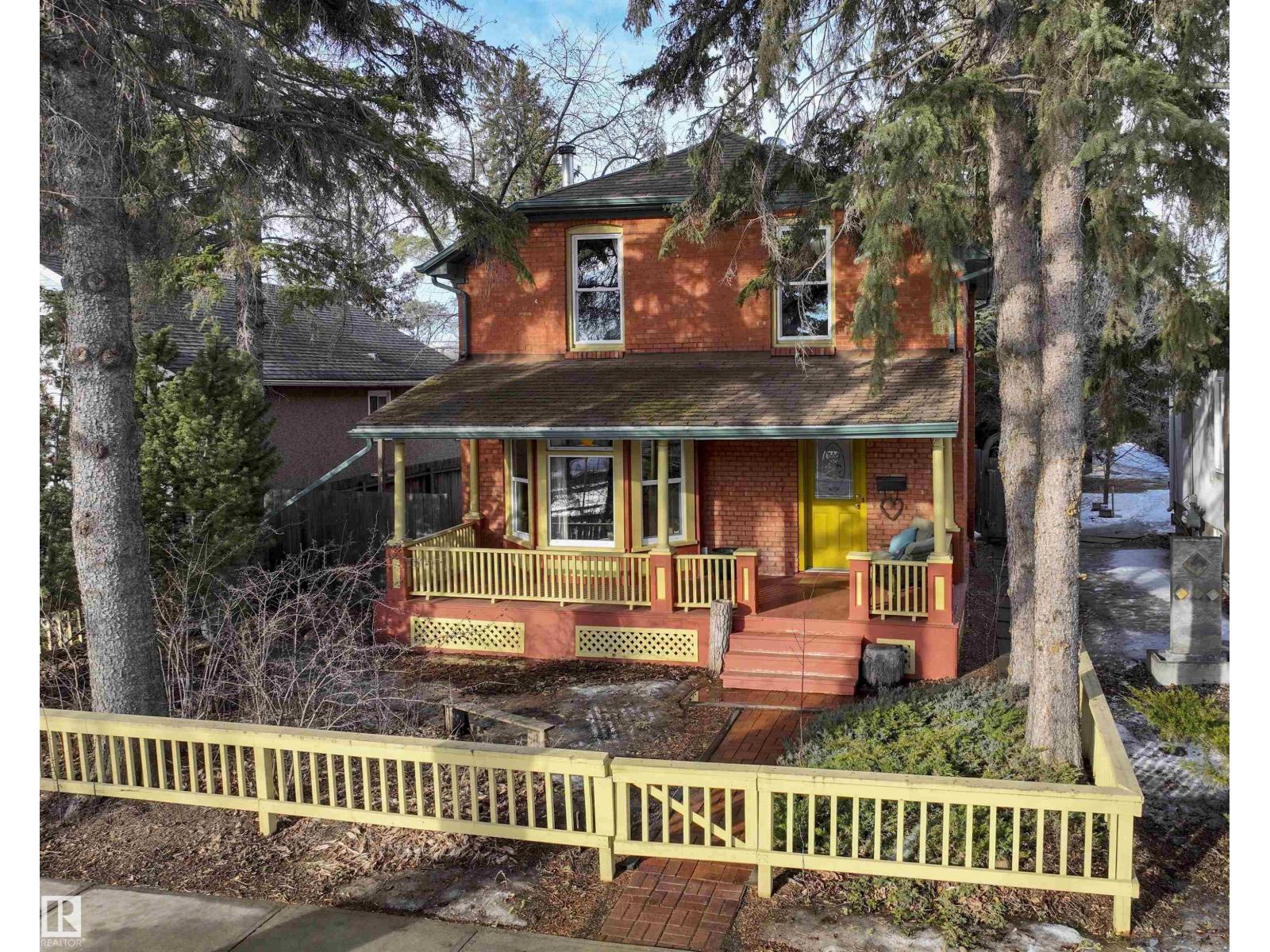 7024 105a Street NW, Edmonton, AB, T6H2R5