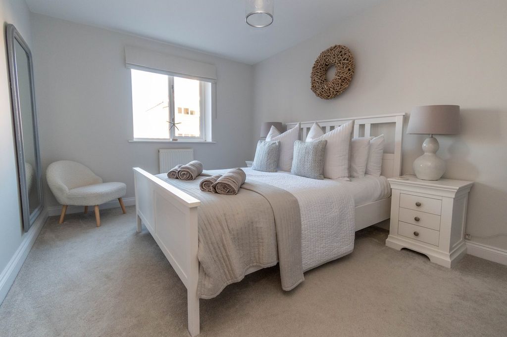Additional image 6 of 2 bed flat for saleMainsail Yard, Wells-Next-The-Sea NR23