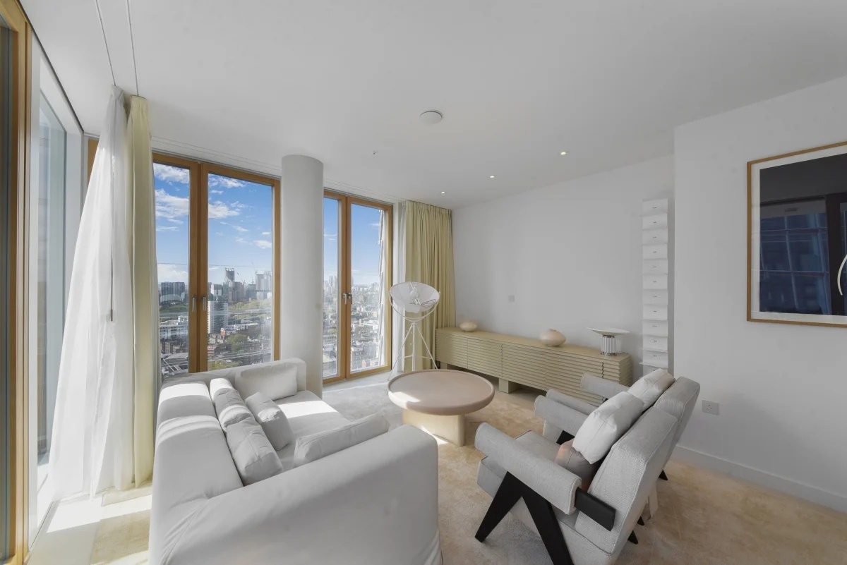 1 Bed Penthouse, London Bridge St, SE1, N1 7GU