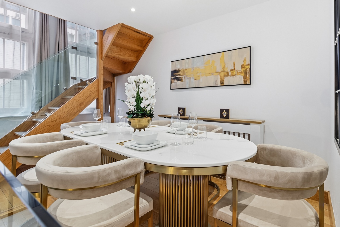 Additional image 12 of 2 Bed Flat, Ovington Mews, SW3, N1 7GU