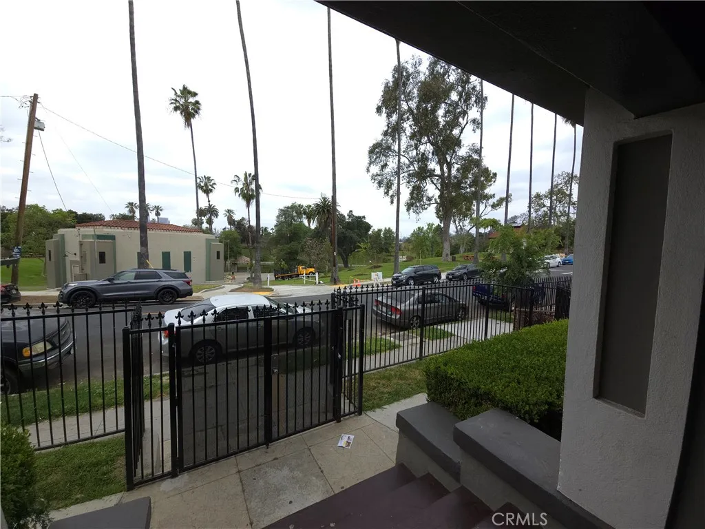 Additional image 7 of 532 S St Louis St, Los Angeles, CA 90033