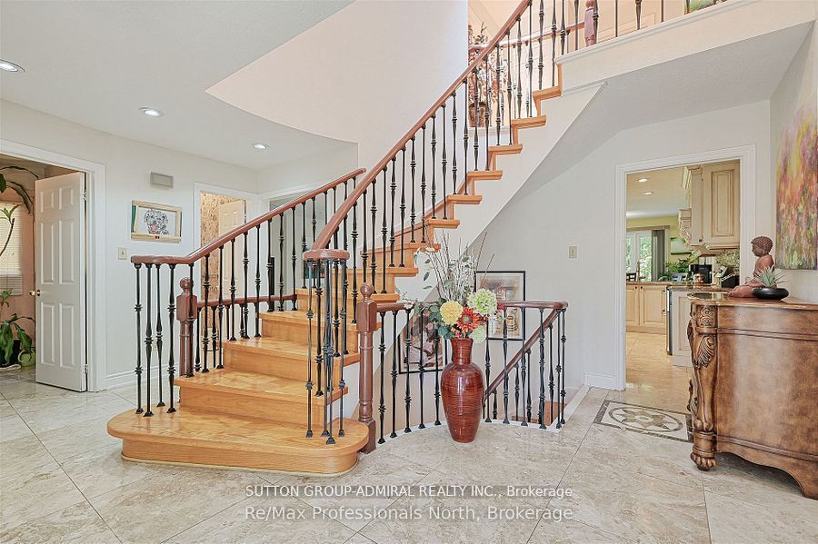 Additional image 6 of 8 Elmsley Drive, Richmond Hill, ON, L4C 8N1