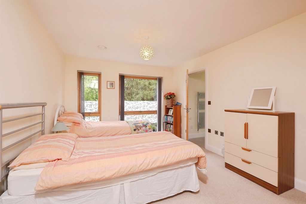 Additional image 6 of 1 bed flat for saleHereford Road, Monmouth NP25