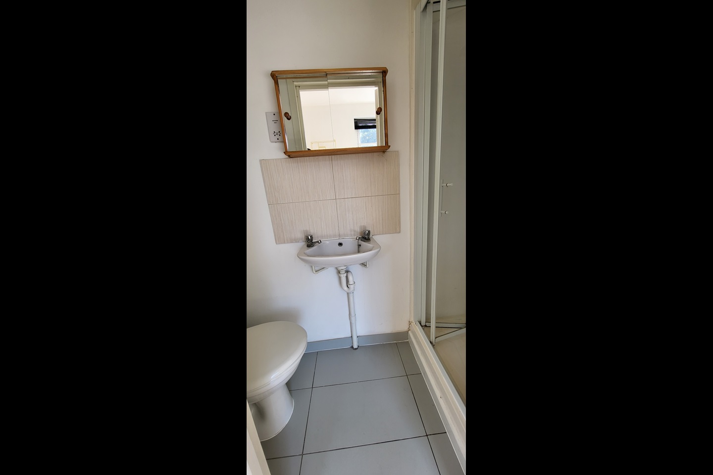 Additional image 5 of Studio Flat, Rufford Street, N1, N1 7GU