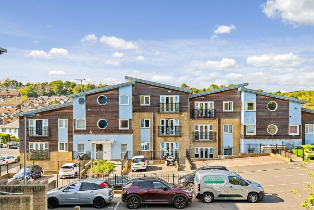 Auden Way, Dover, CT17