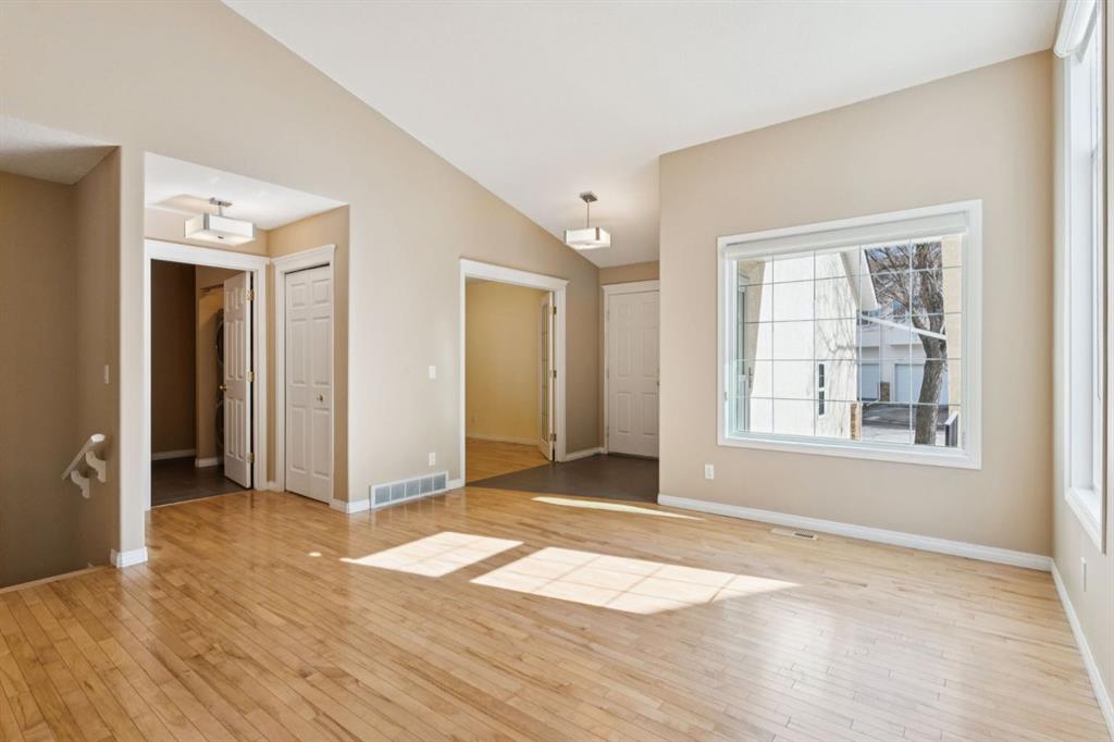 Additional image 6 of 363 Prominence Heights SW, Calgary, AB, T3H 2Z6