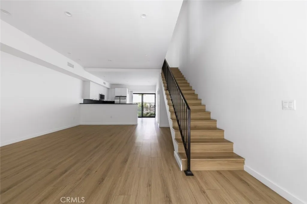 Additional image 9 of 534 E San Jose Avenue, Burbank, CA 91501