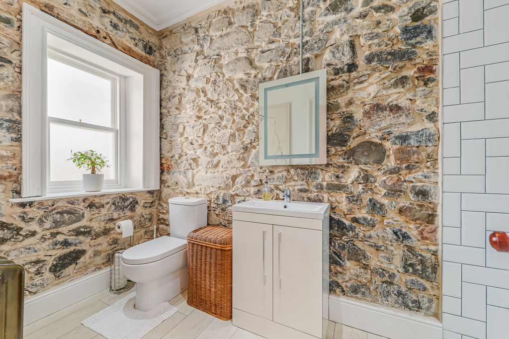 Additional image 40 of 6 bed end terrace house for sale36 High Street, Donaghadee, County Down BT21