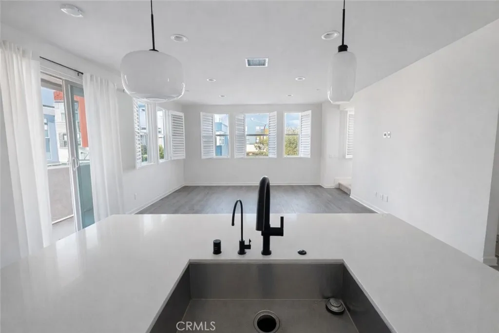 Additional image 9 of 118 Tenor, Irvine, CA 92618