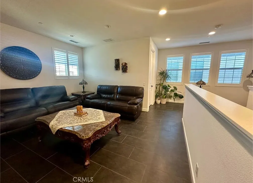 Additional image 36 of 273 Barnes Rd, Tustin, CA 92782
