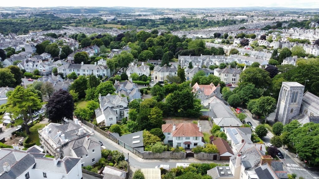 Additional image 13 of 4 bed detached house for saleDormy Avenue, Plymouth, Devon PL3