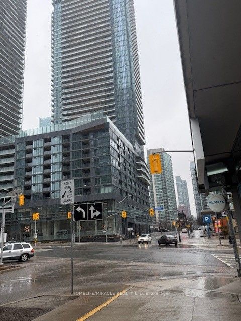 Additional image 2 of 333 Bremner Boulevard, Toronto, ON, M5V 3X9