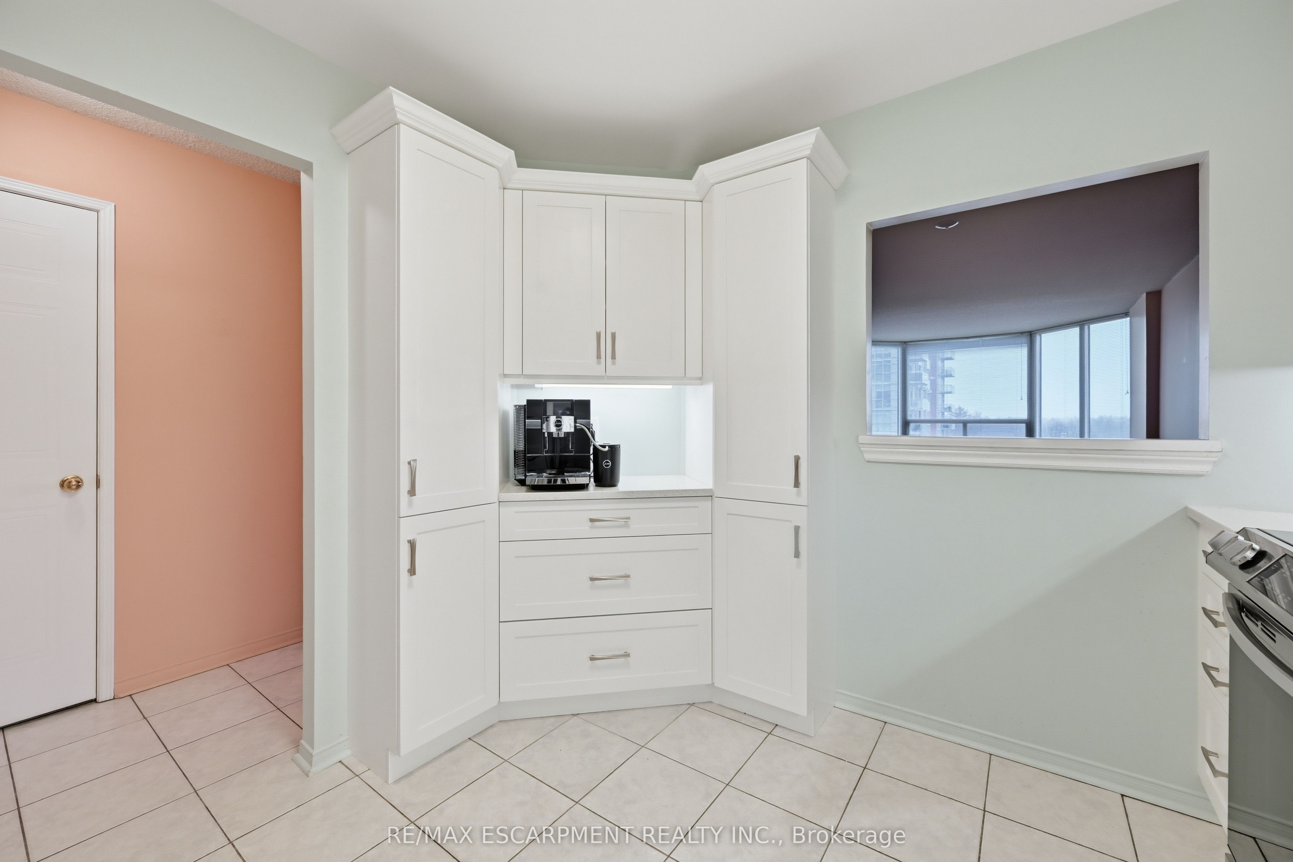 Additional image 5 of 808-1270 Maple Crossing Boulevard, Burlington, ON, L7S 2J3