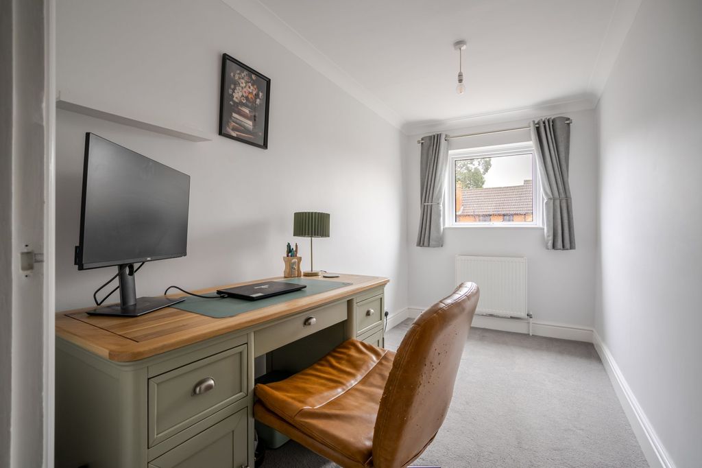 Additional image 9 of 2 bed end terrace house for saleCoworth Road, Sunningdale SL5