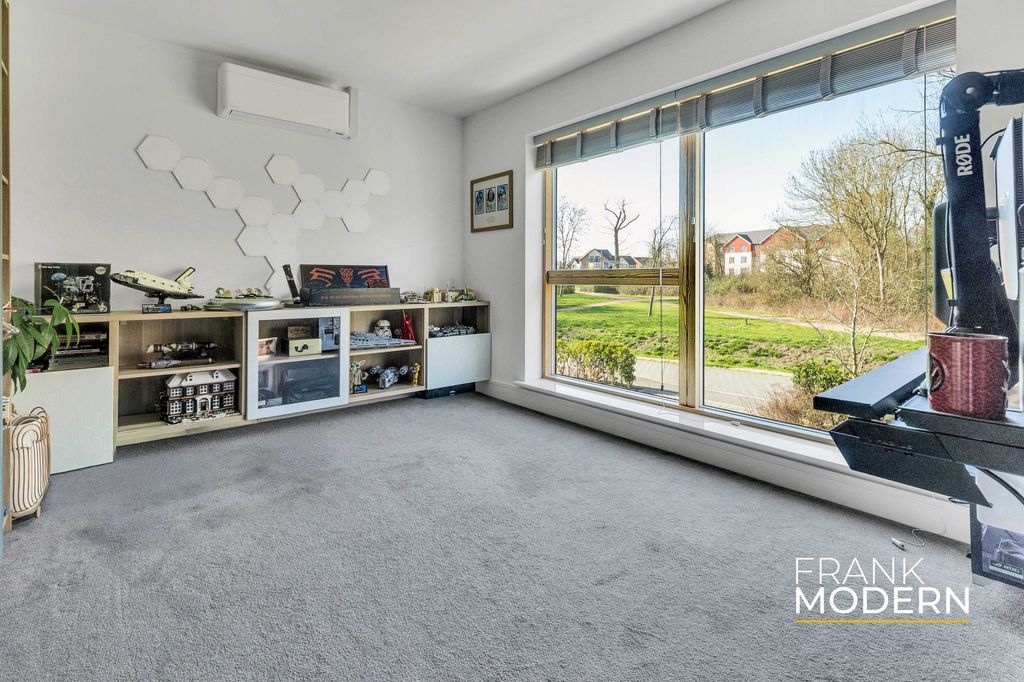 Additional image 42 of 5 bed detached house for saleBoundary Lane, Hampton Water PE7