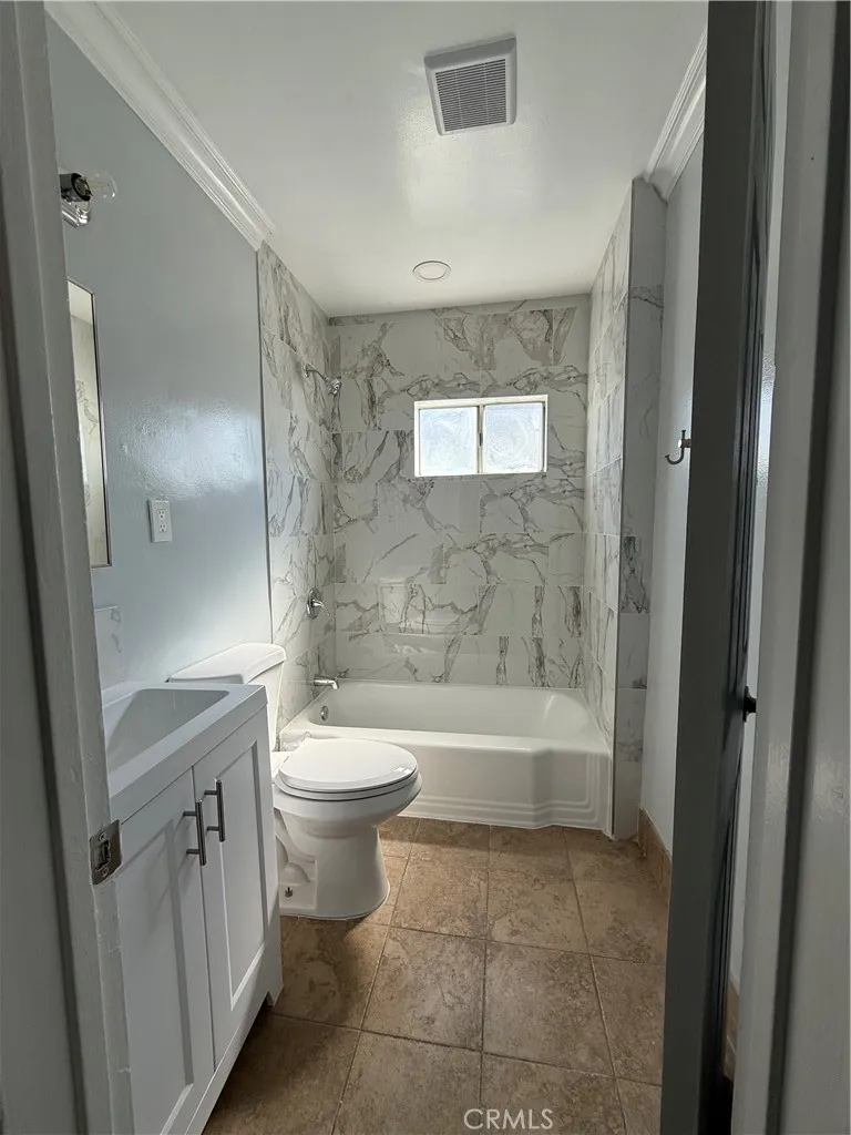 Additional image 19 of 2293 Grand Avenue, Long Beach, CA 90815