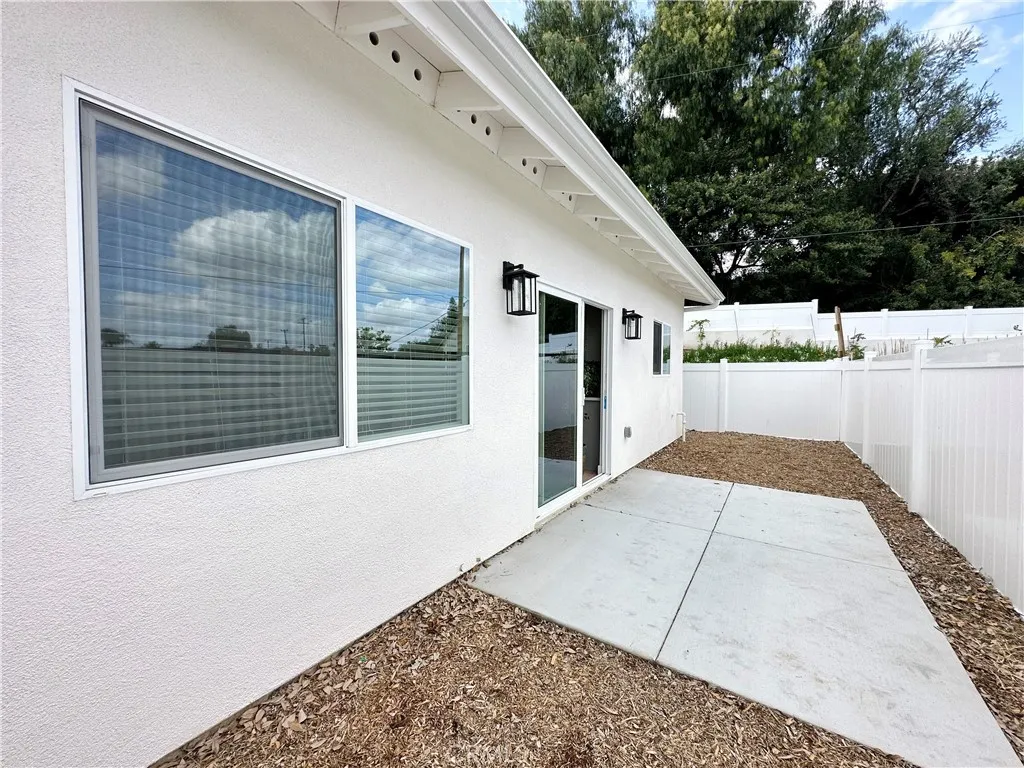 Additional image 13 of 2418 Thorn Place Unit A, Fullerton, CA 92835