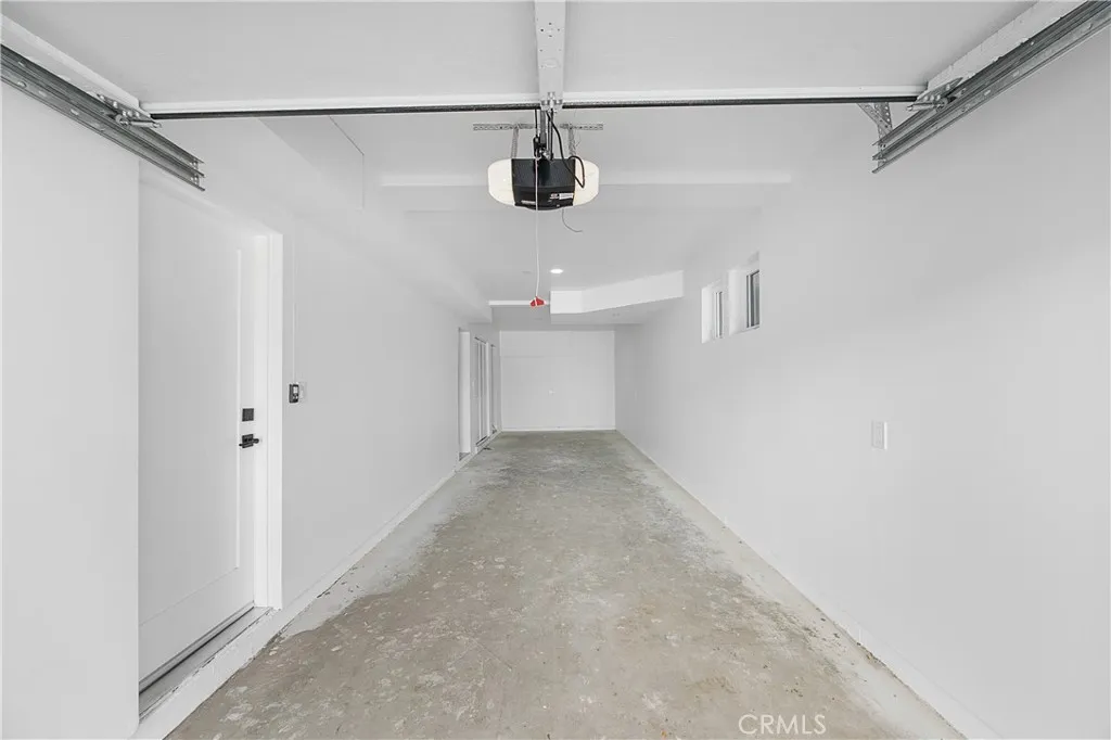 Additional image 43 of 14422 Tiara Unit 1/2, Van Nuys, CA 91401