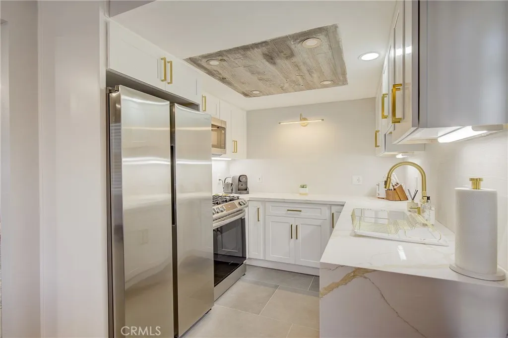 Additional image 52 of 16562 Regina Cir Unit 4, Huntington Beach, CA 92649