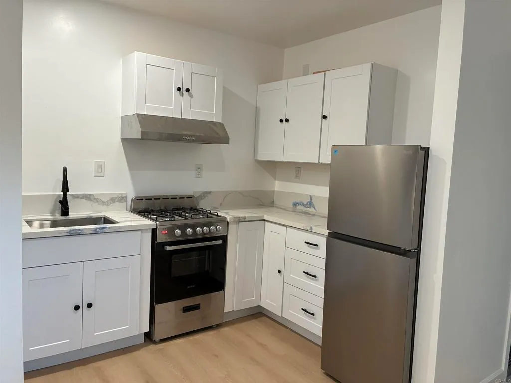 Additional image 2 of 586 Del Mar Ave #b, Chula Vista, CA 91910
