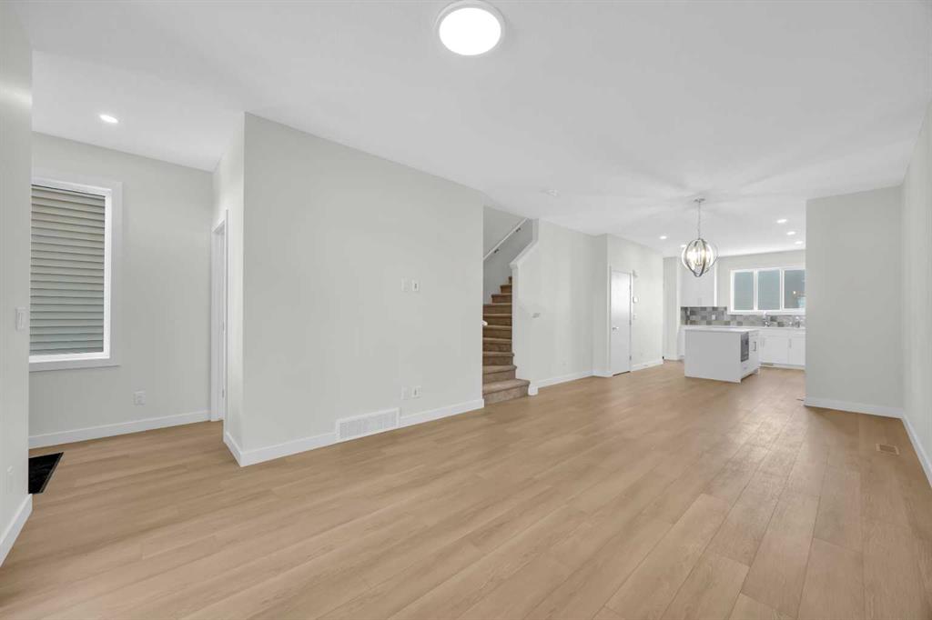 Additional image 5 of 619 Homestead Drive NE, Calgary, AB, T3J 5V9