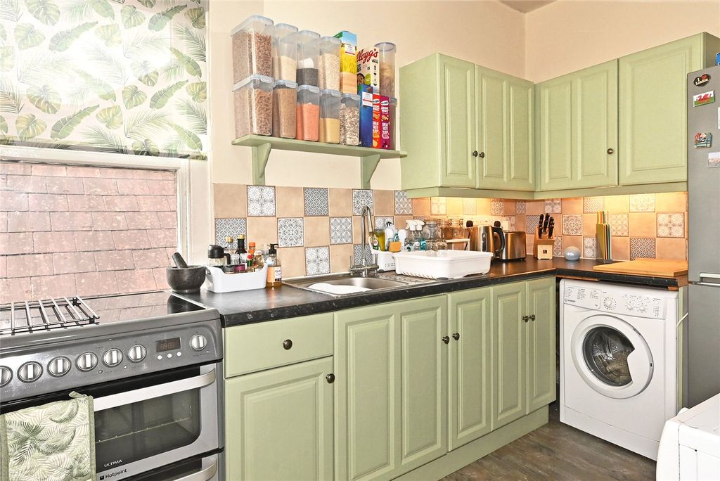 Additional image 6 of 2 bed flat for saleThe Beaufort, Temple Street, Llandrindod Wells LD1