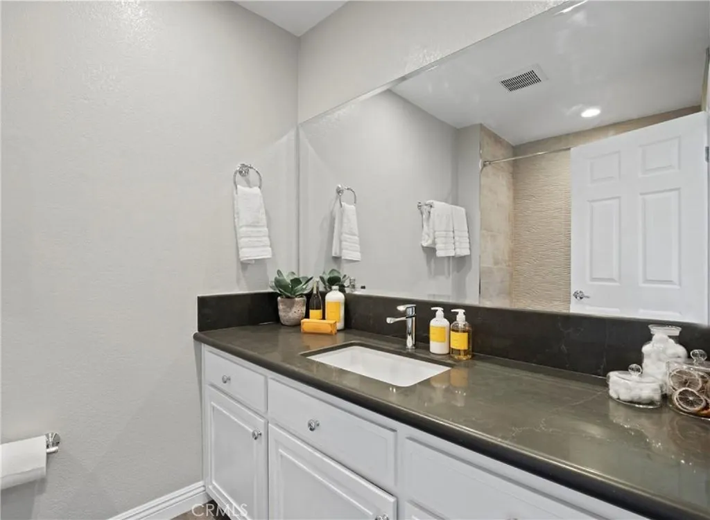 Additional image 12 of 300 Alpine Street Unit 3, Pasadena, CA 91106