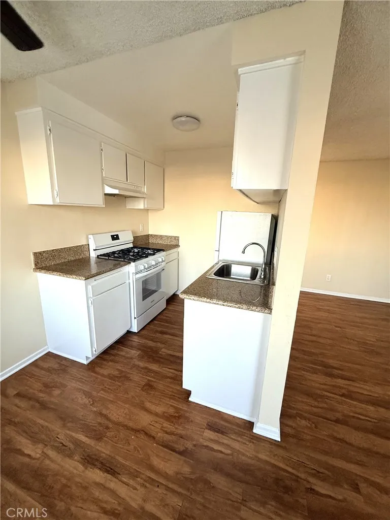 Additional image 16 of 4015 W 137th St Unit 110, Hawthorne, CA 90250