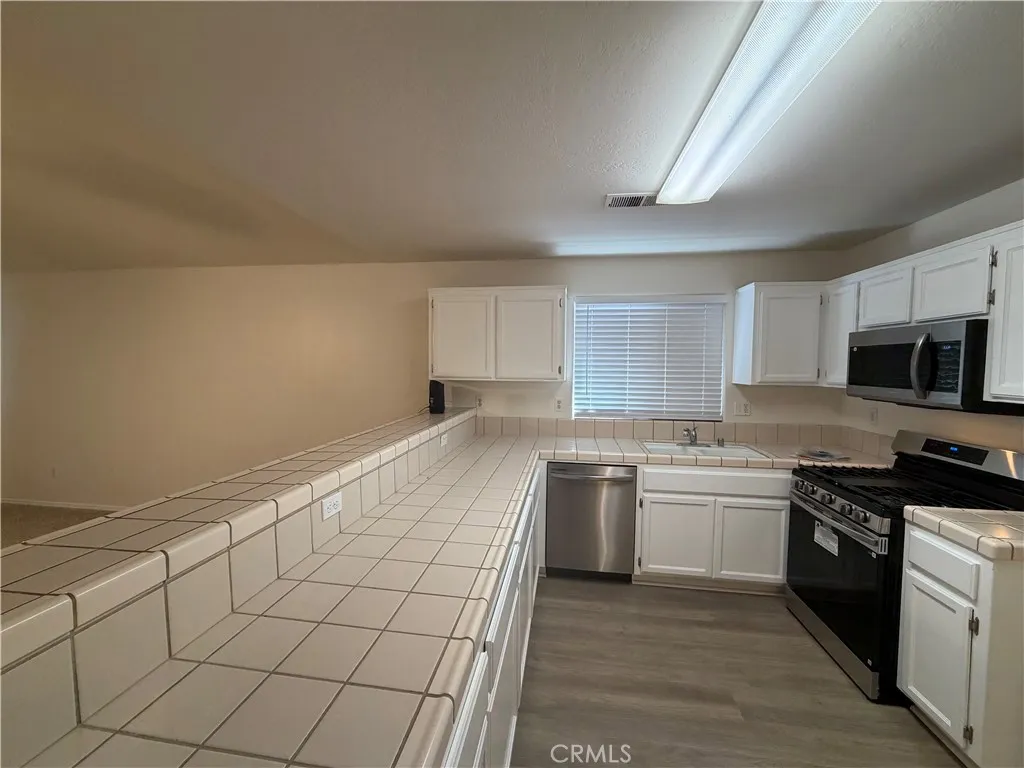 Additional image 42 of 6714 Mountain Iron Dr, Bakersfield, CA 93313