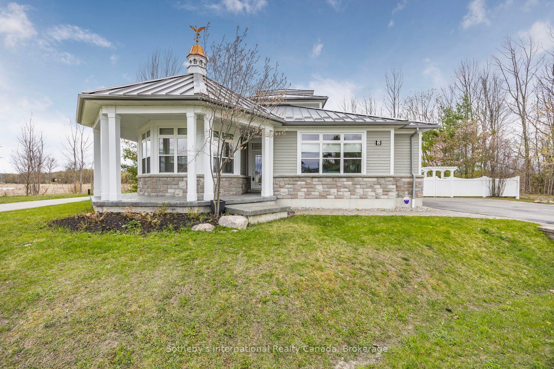 2 Swan Lane, Tay, ON, L0K 1R0