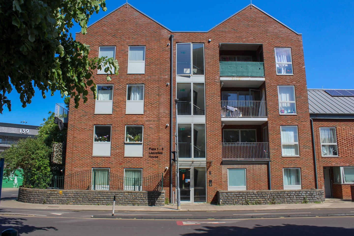 Room in a Shared Flat, Lascelles House, SW8, N1 7GU