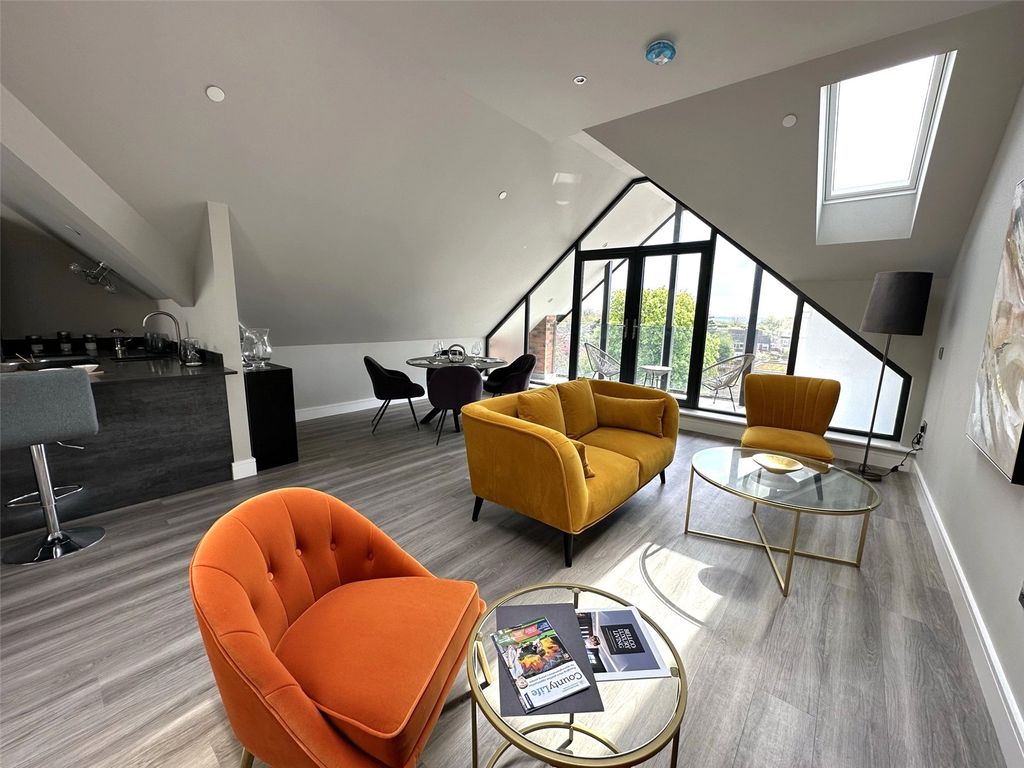 2 bed flat for saleNicker Hill, Keyworth, Nottingham, Nottinghamshire NG12 photo 5