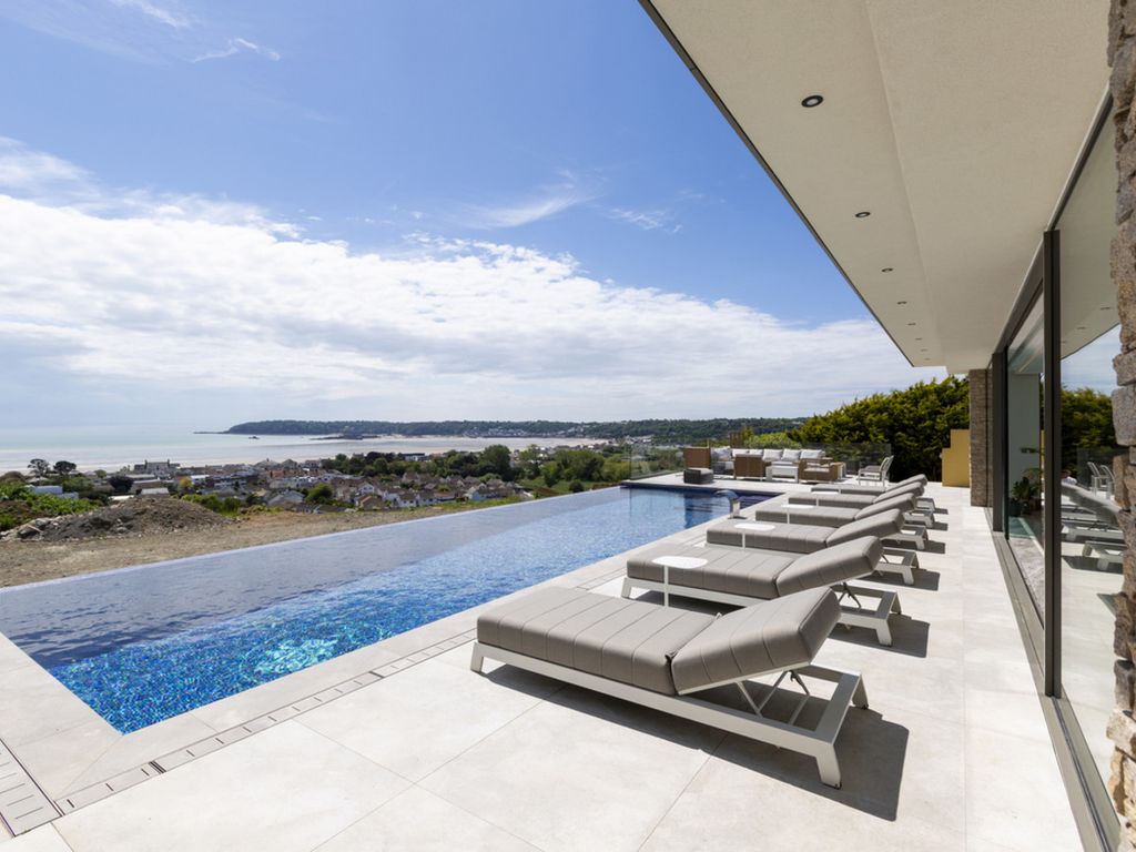 Additional image 3 of 5 bed detached house for saleLa Rue De Haut, Jersey JE3