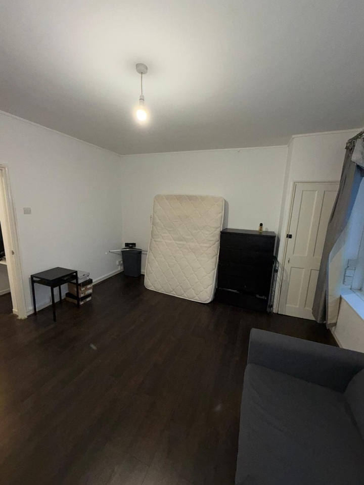 Additional image 3 of Studio Flat, Aylesford House, SE1, N1 7GU