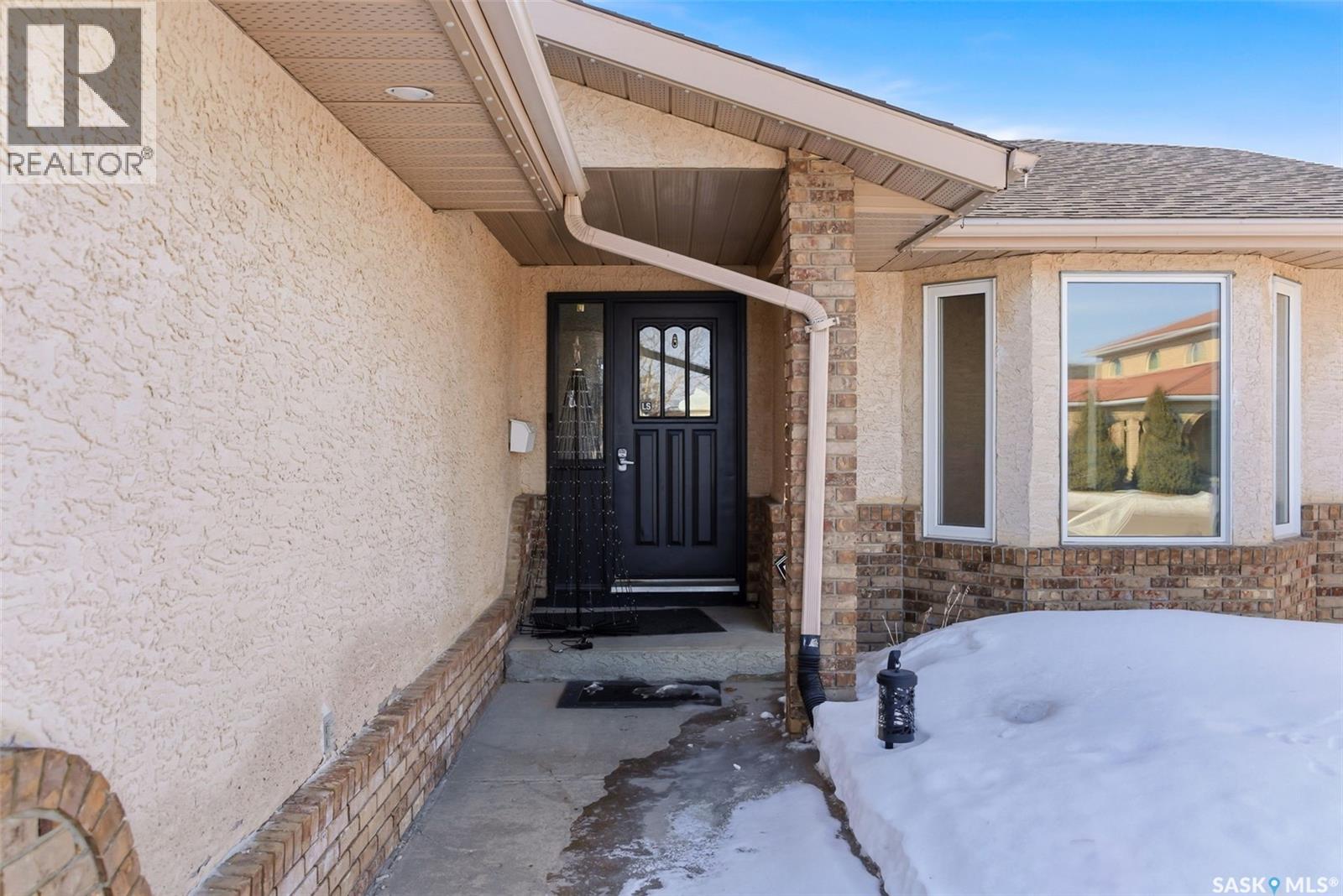 Additional image 3 of 5048 Queen Street, Regina, SK, S4S7E4