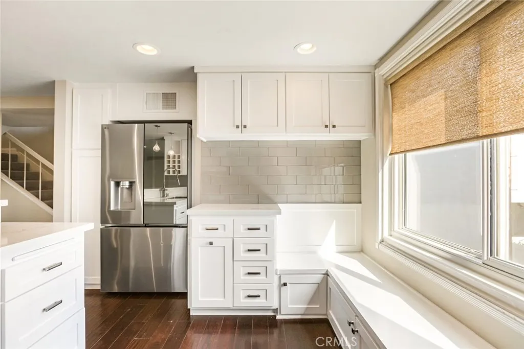 Additional image 16 of 4425 W Sarah St, Burbank, CA 91505